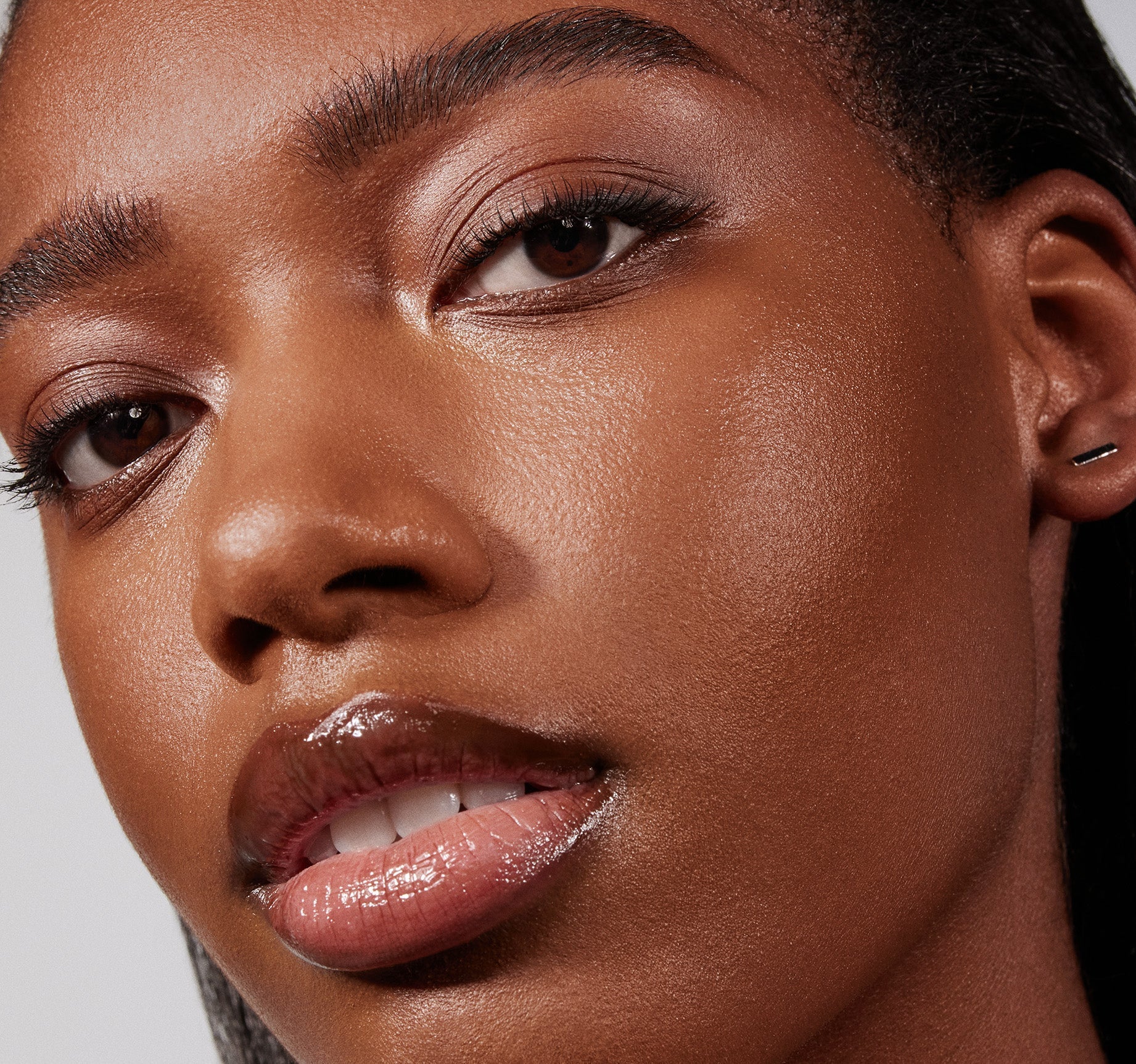 Lightform Extended Hydration Foundation - Image 121