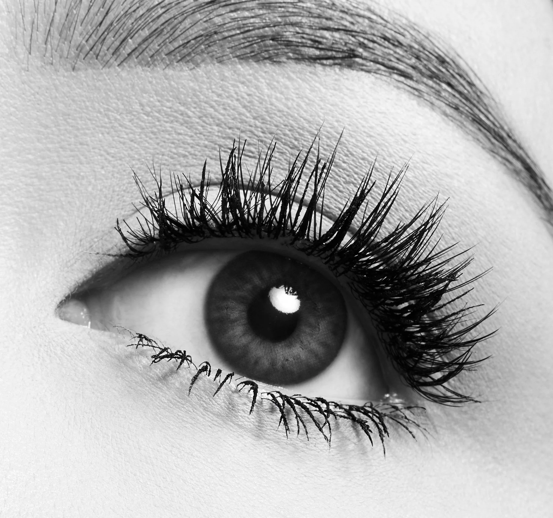 Make It Big Mini Volumizing Mascara - Image 7