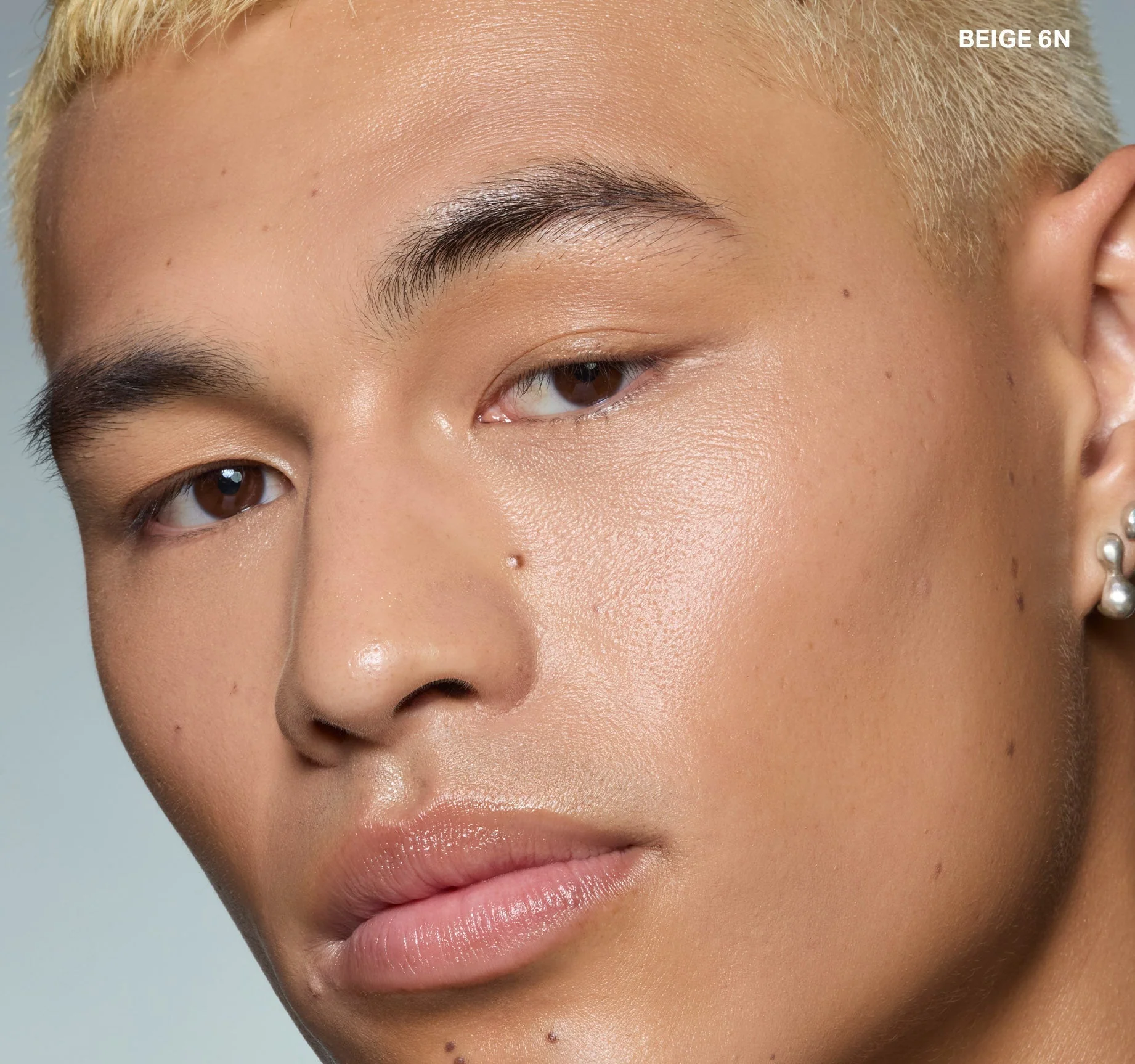 Wakeup Artist Under Eye Correcting Concealer - Image 26